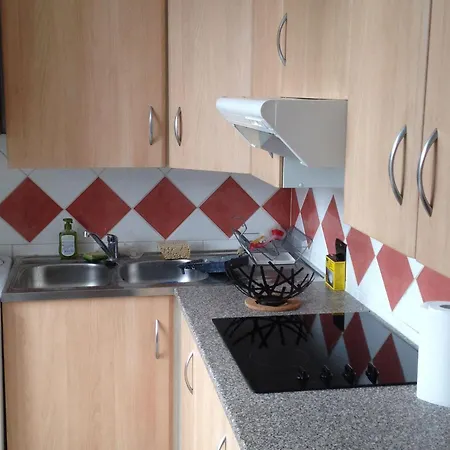T2 Pres Des Thermes De Avec Accueil Chaleureux Et Inclus - Fr-1-584-339 Holiday home Nancy